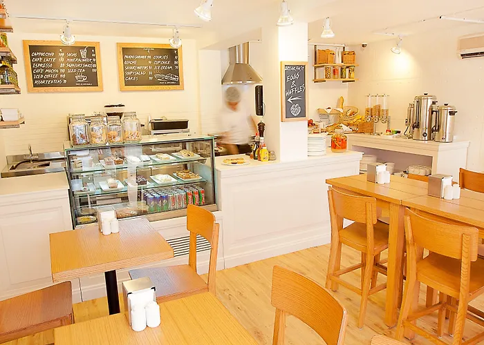 Bloomrooms @ Link Road